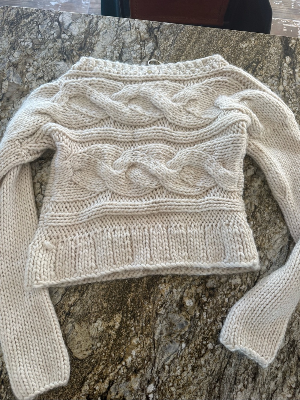 Guess Cream Cable-Knit Scoop Neck Cropped Sweater